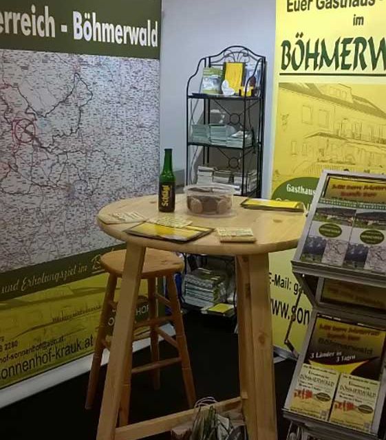Messe-Stand-Sonnenhof-mit-Biker-Betten