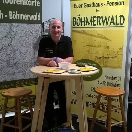 Messe-Stand-Sonnenhof-mit-Biker-Betten